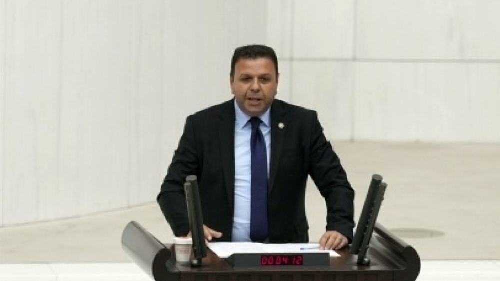 EDİZ ÜN: “HER ÇOCUĞA HER GÜN BİR BARDAK SÜT ULAŞTIRILMALI”
